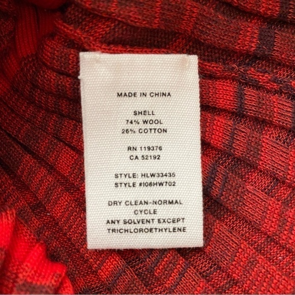 Helmut Lang Striped Ribbed Merino Wool V-Neck Knit Top - Picture 9 of 10